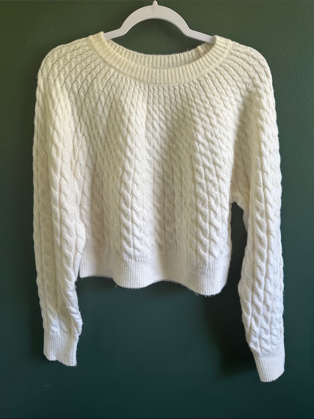 Sincerly Jules Cream Cable Knit Cropped Crewneck Sweater Size L